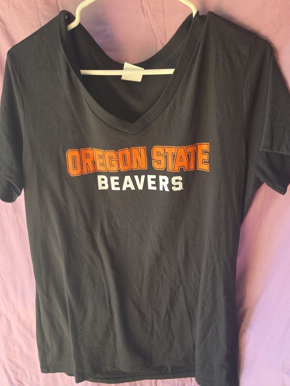 Oregon State Beavers Women's Black V-Neck Tee